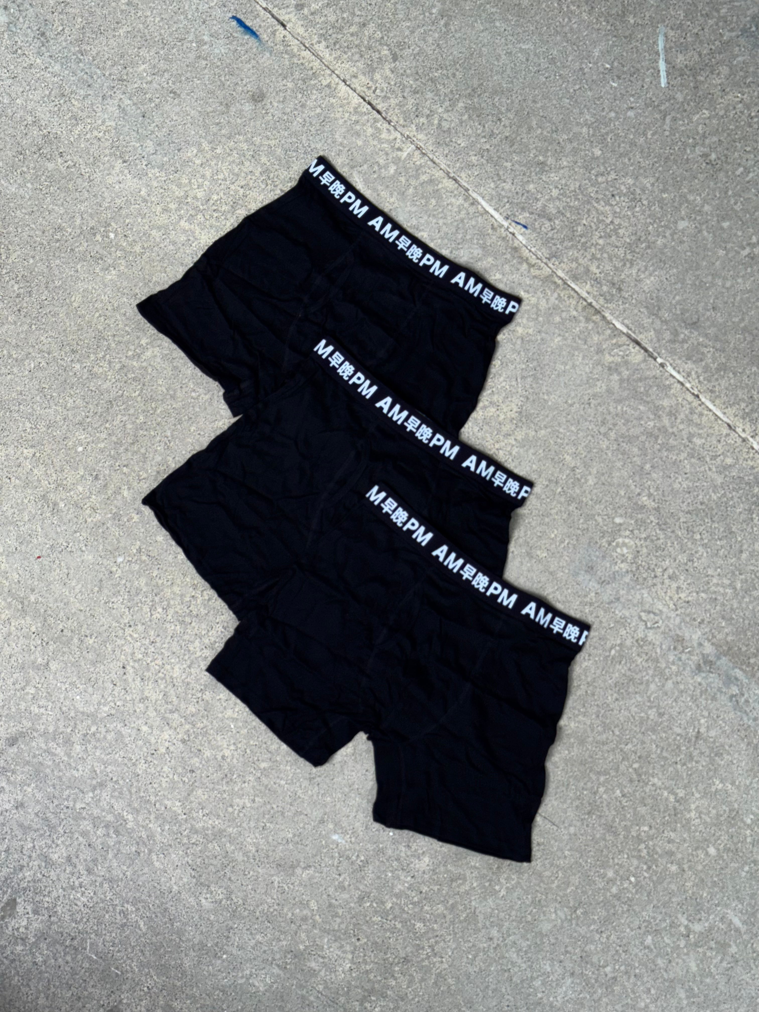 BLACK LOGO BOXERS / 3 PACK