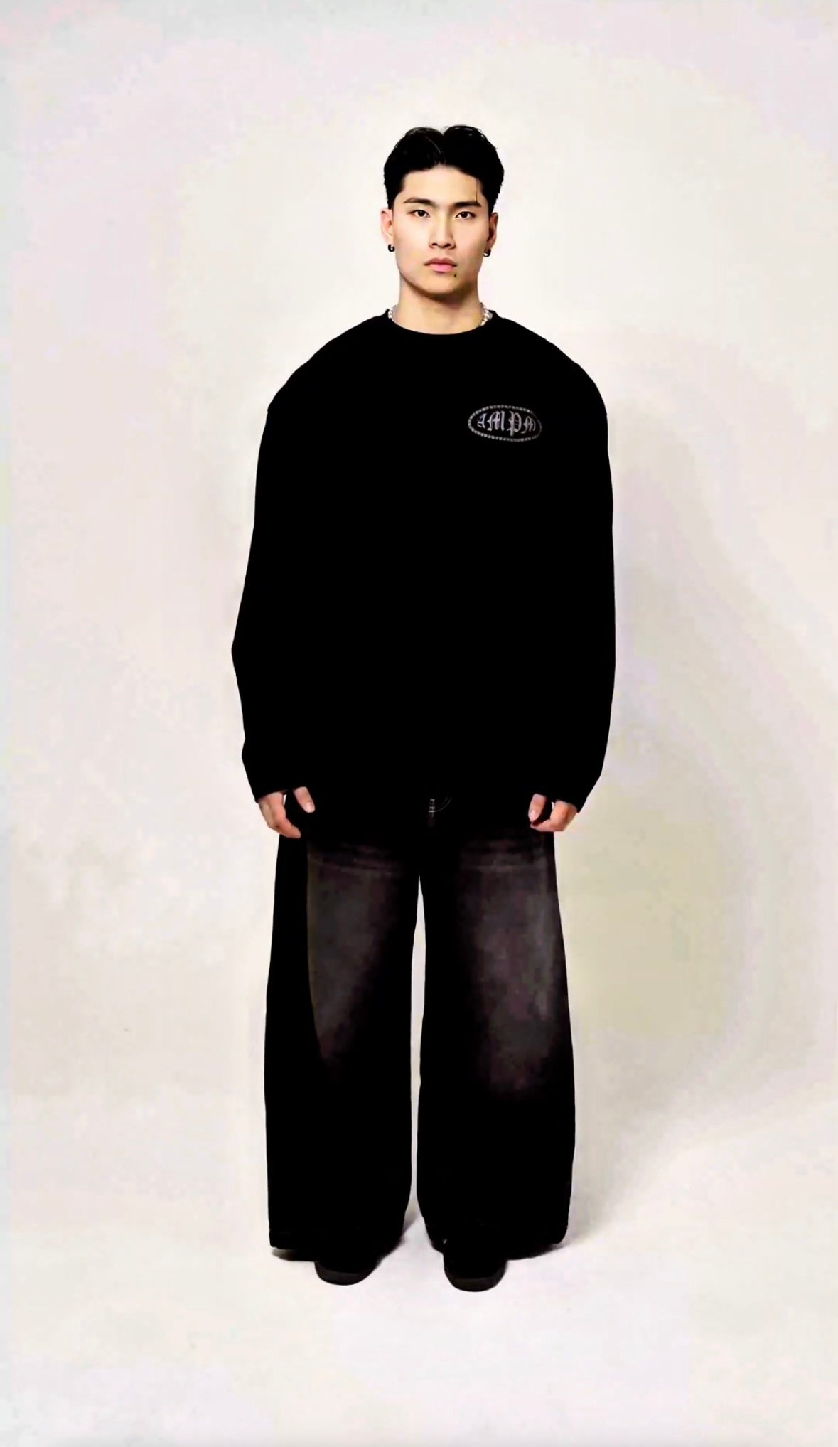 BASIC LONG SLEEVE - BLACK